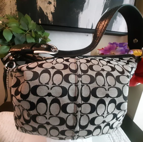 Coach purses - Picture 8 of 16